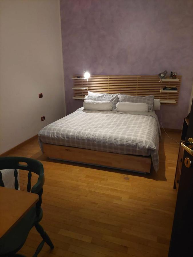 Room In A Quiet Part Of Bergamo Buitenkant foto